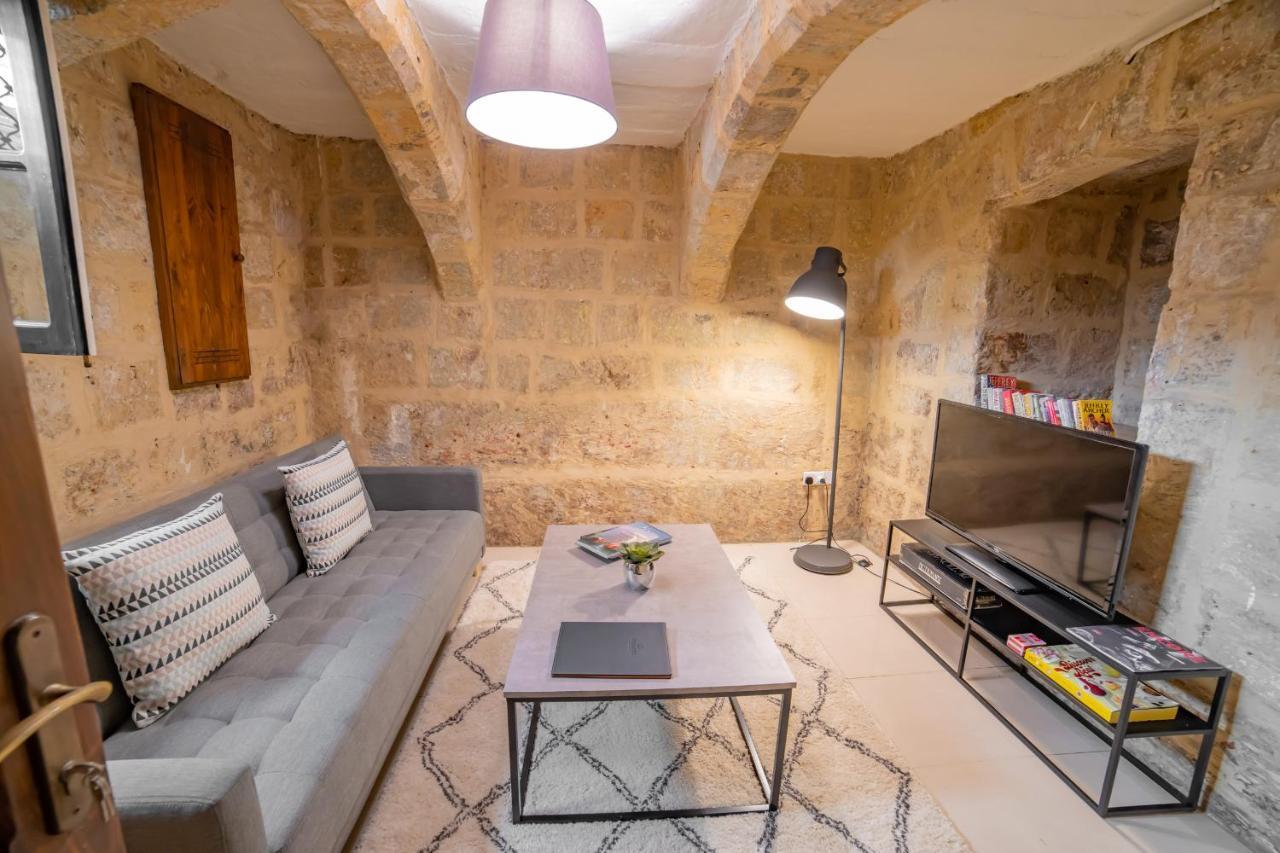 Carmelita Maisonette La Valette Extérieur photo