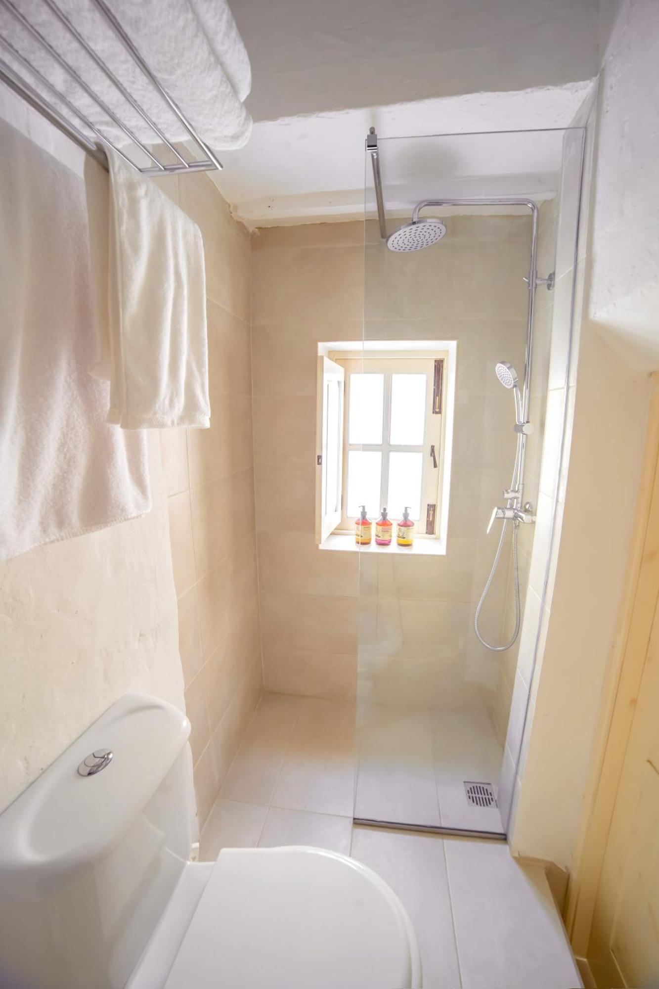 Carmelita Maisonette La Valette Extérieur photo