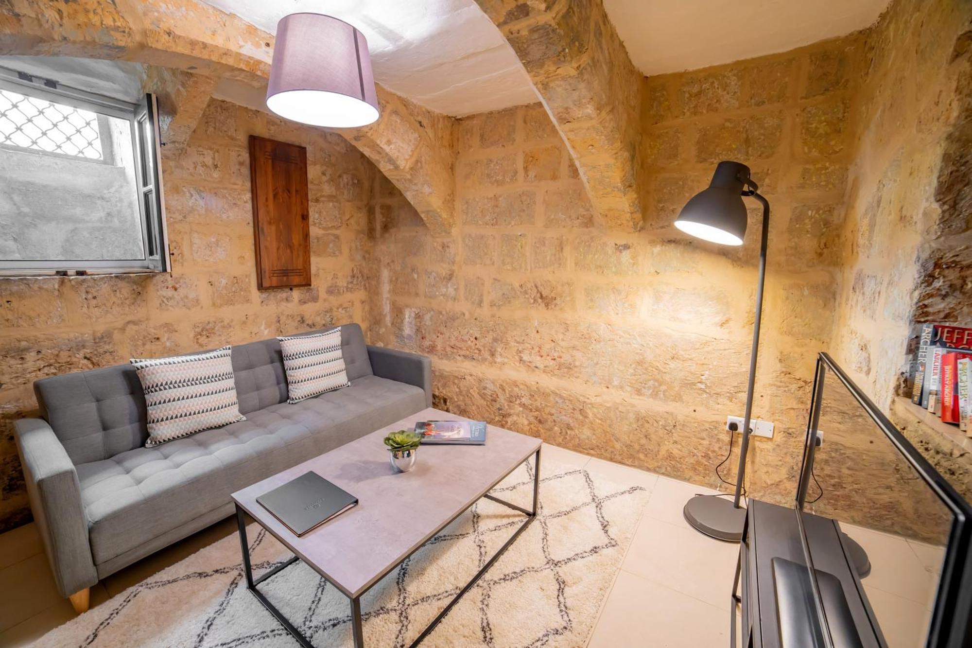 Carmelita Maisonette La Valette Extérieur photo